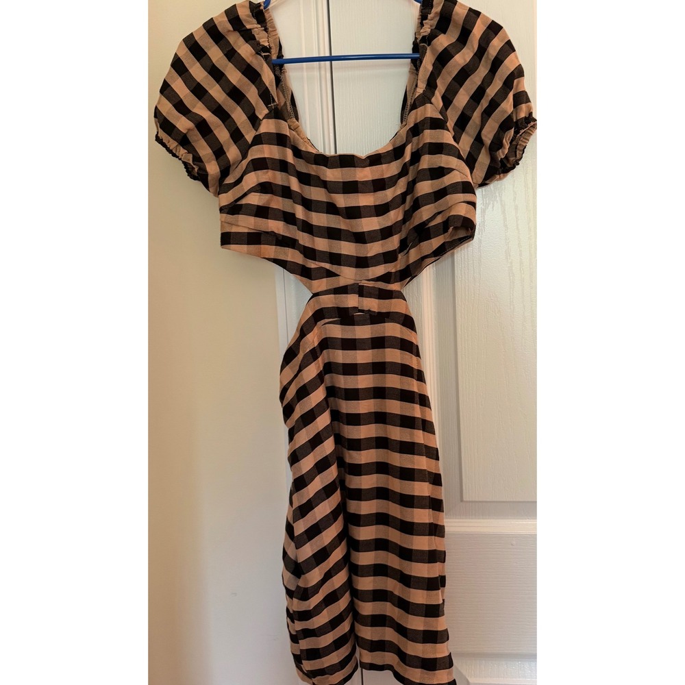 Vestique Fall Picnic Dress Black Gingham Cutout Puff Sleeve Mini D7883-M